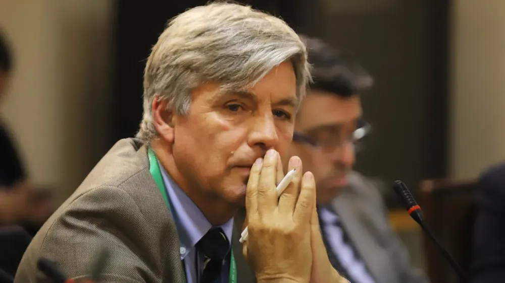Harold Mayne-Nicholls Agencia Uno