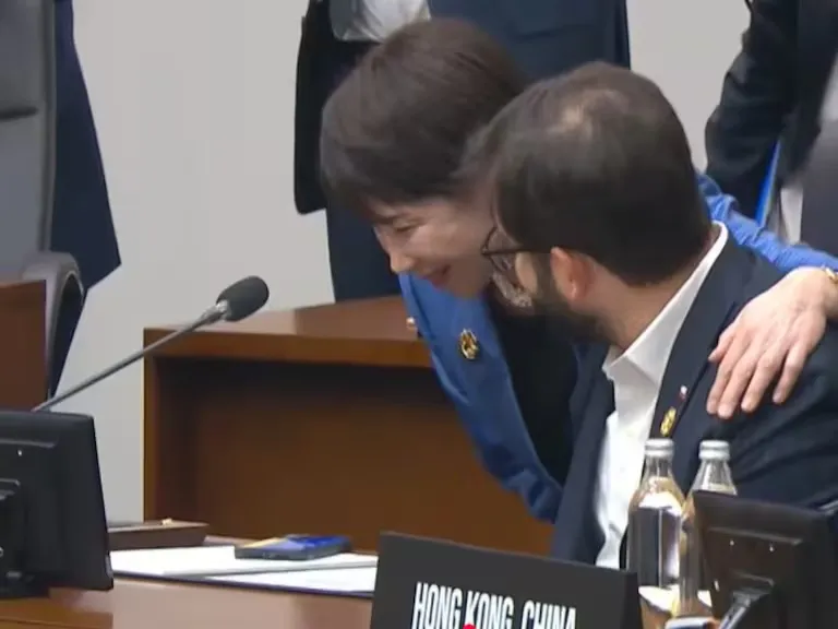 Gabriel Boric y Sanae Takaichi Captura Pantalla
