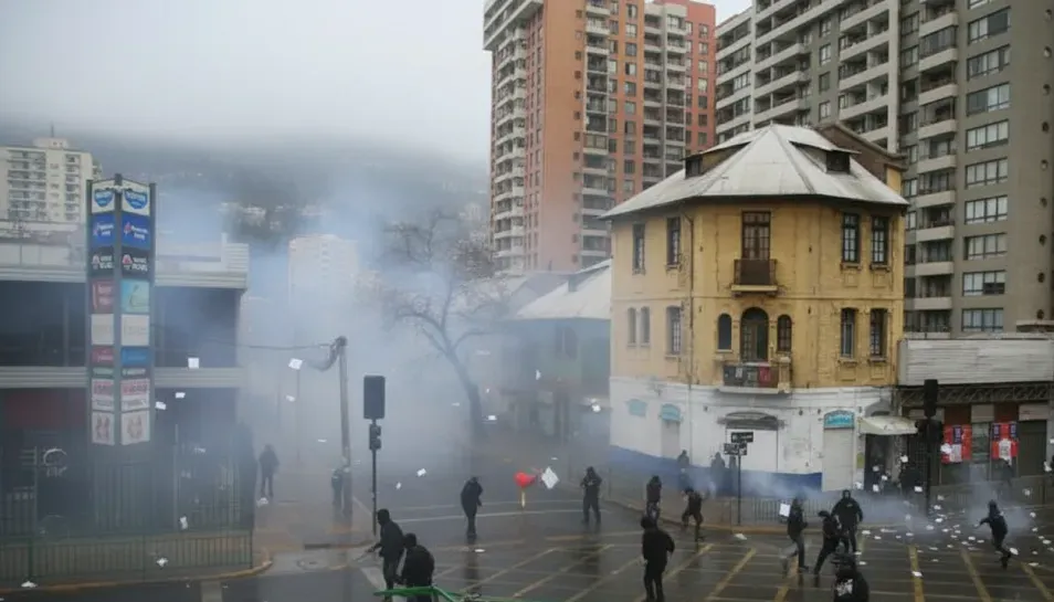 Durante la romería al Cementerio General, más de 20 detenidos