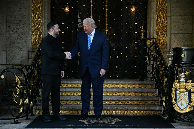 ENCUENTRO TRUMP/ZELENSKI en Florida PRESIDENTIAL PRESS SERVICE