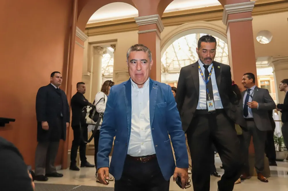 Mario Desbordes Fotógrafo Cristian Daniel González Henríquez para The Times en Español