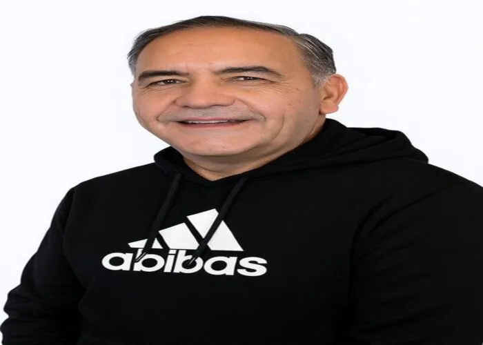 Gt03rkRXgAAvgBE (1)