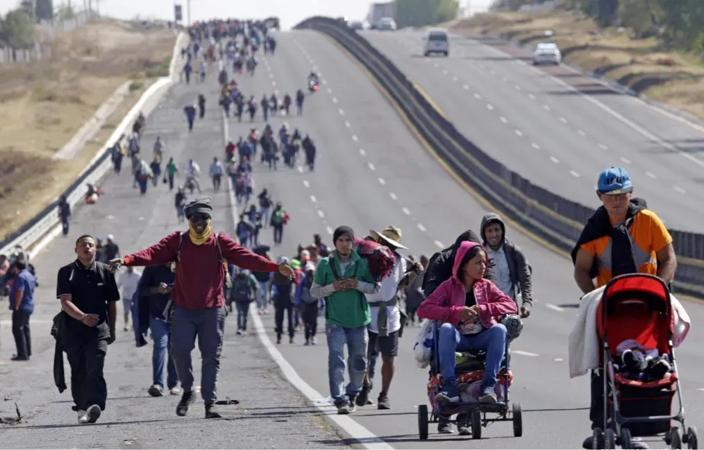 Ingreso clandestino de migrantes a Chile. Foto: Agencia Xinhua