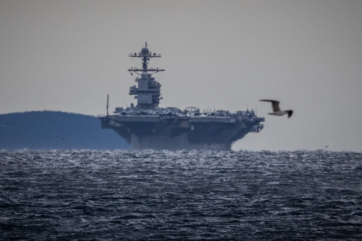 SPLIT USSGERALD R FORD /Xinhua