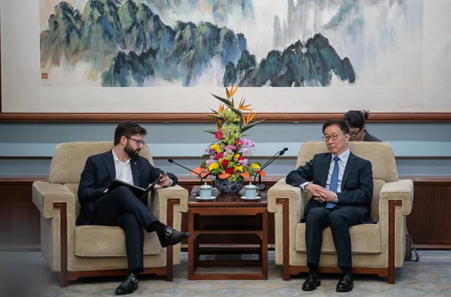 Presidente Boric y Han Zheng 📷 Prensa Presidencia