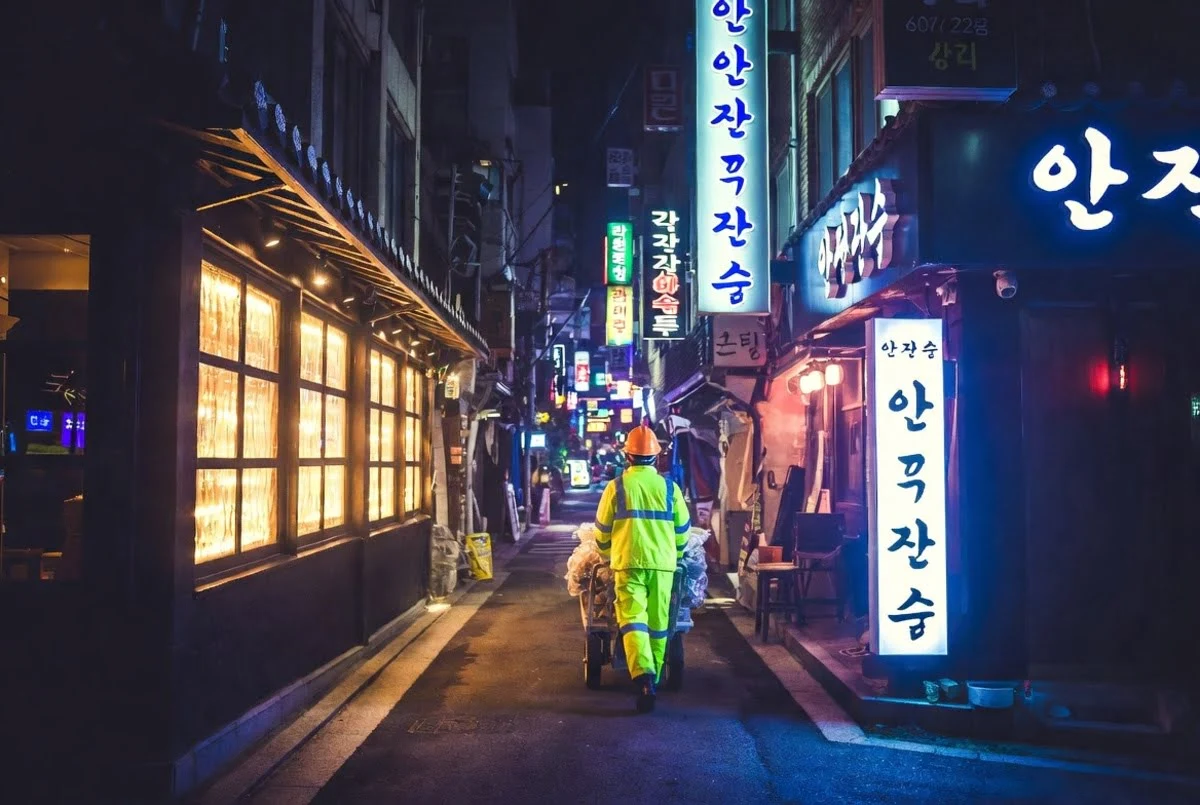 Trabajador de Corea del Sur  / The Times Latino