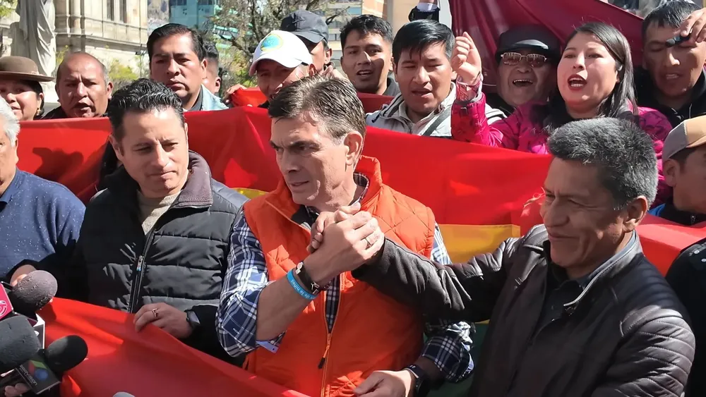 Rodrigo Paz Pereira X del Nuevo presidente de Bolivia