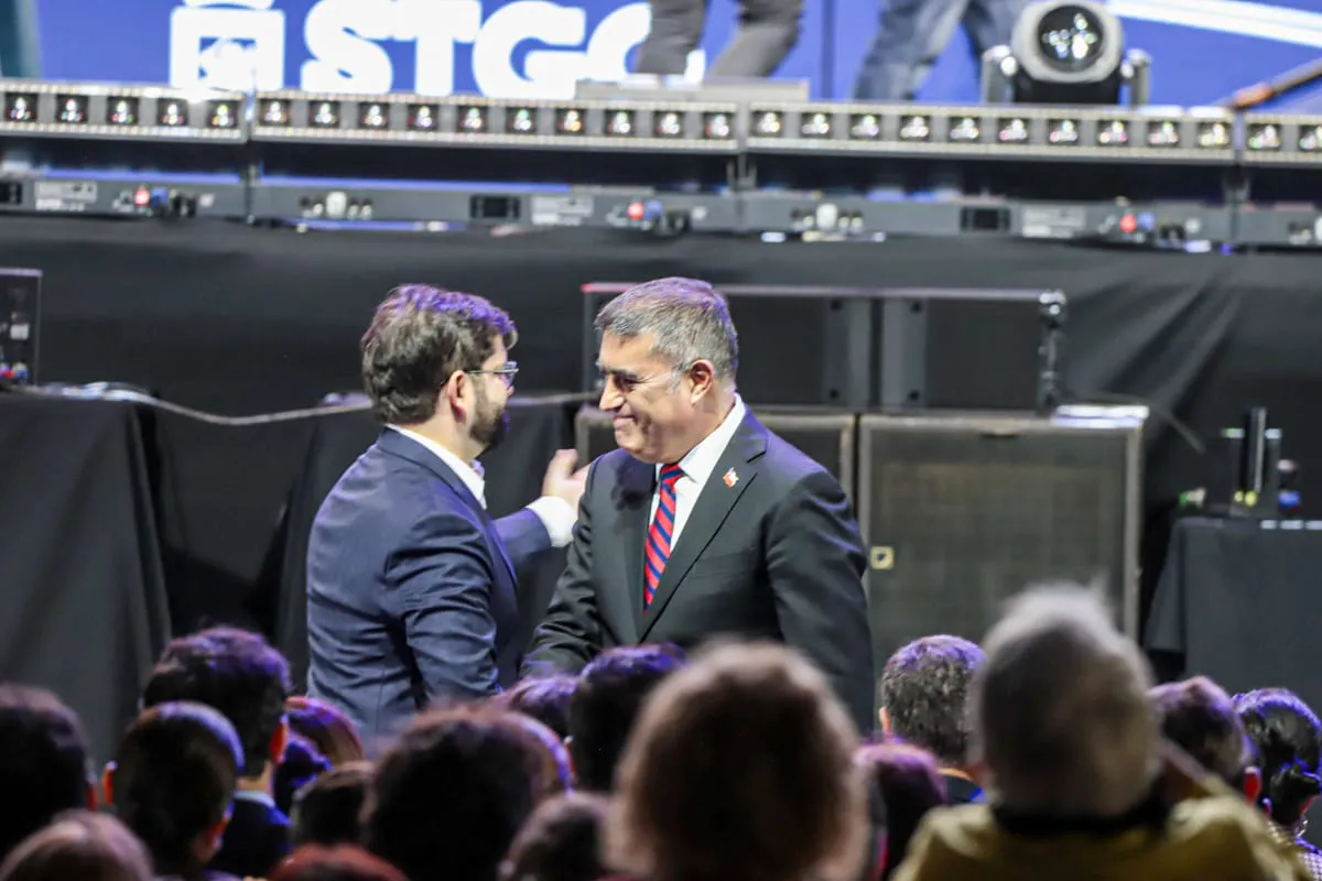 Presidente Boric y Mario Desobordes Fotógrafo Cristian Daniel González Henríquez para The Times en Español