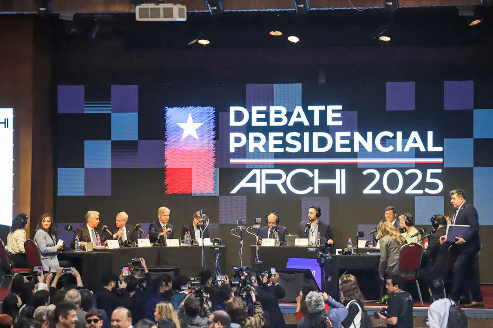 Debate Archi Fotógrafo Cristian Daniel González Henríquez para The Times en Español
