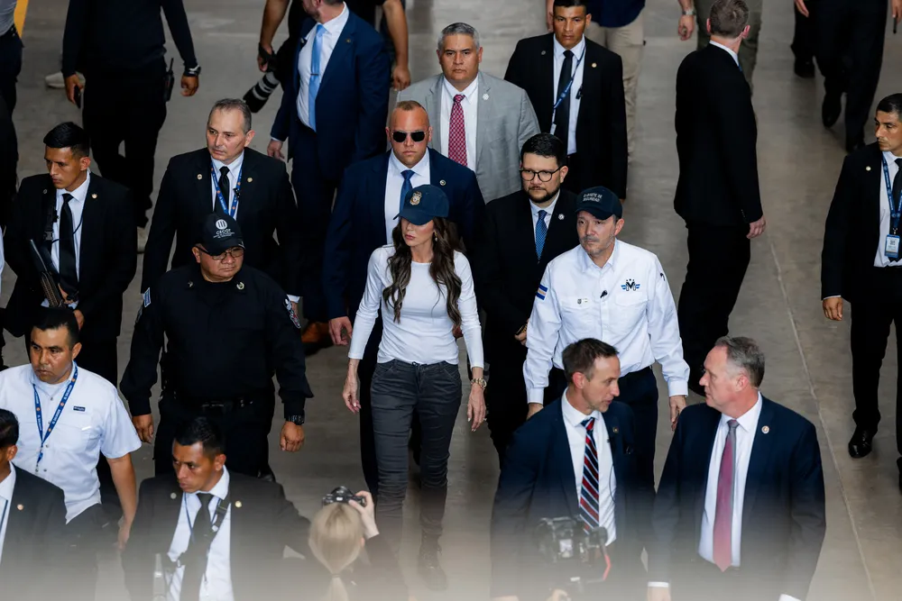 Kristi Noem Agencia Xinhua