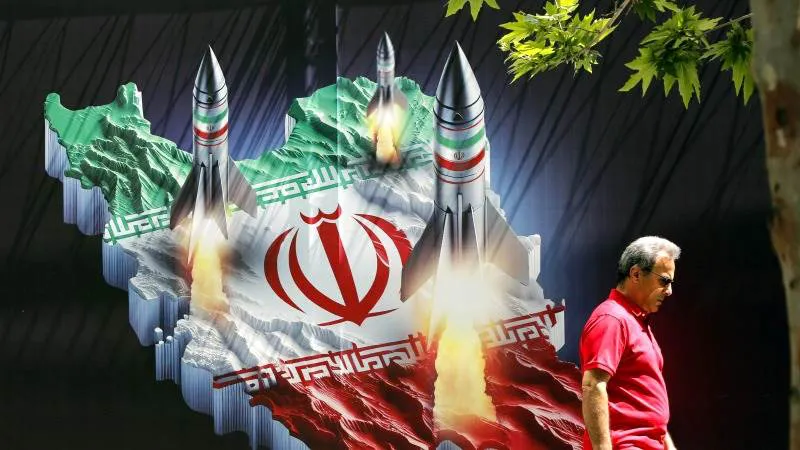 Fuerzas Terrestres del Ejército de Irán E P A - E F E / A B E D I N T A H E R K E N A R E H