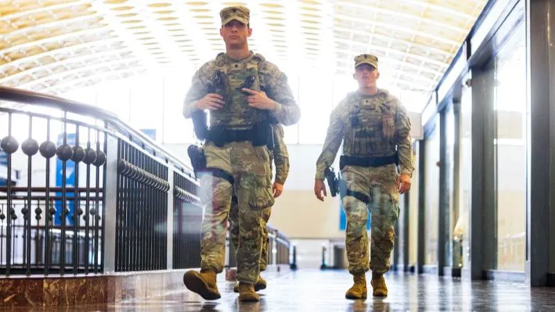 Guardia Nacional E P A / J I M L O S C A L Z O