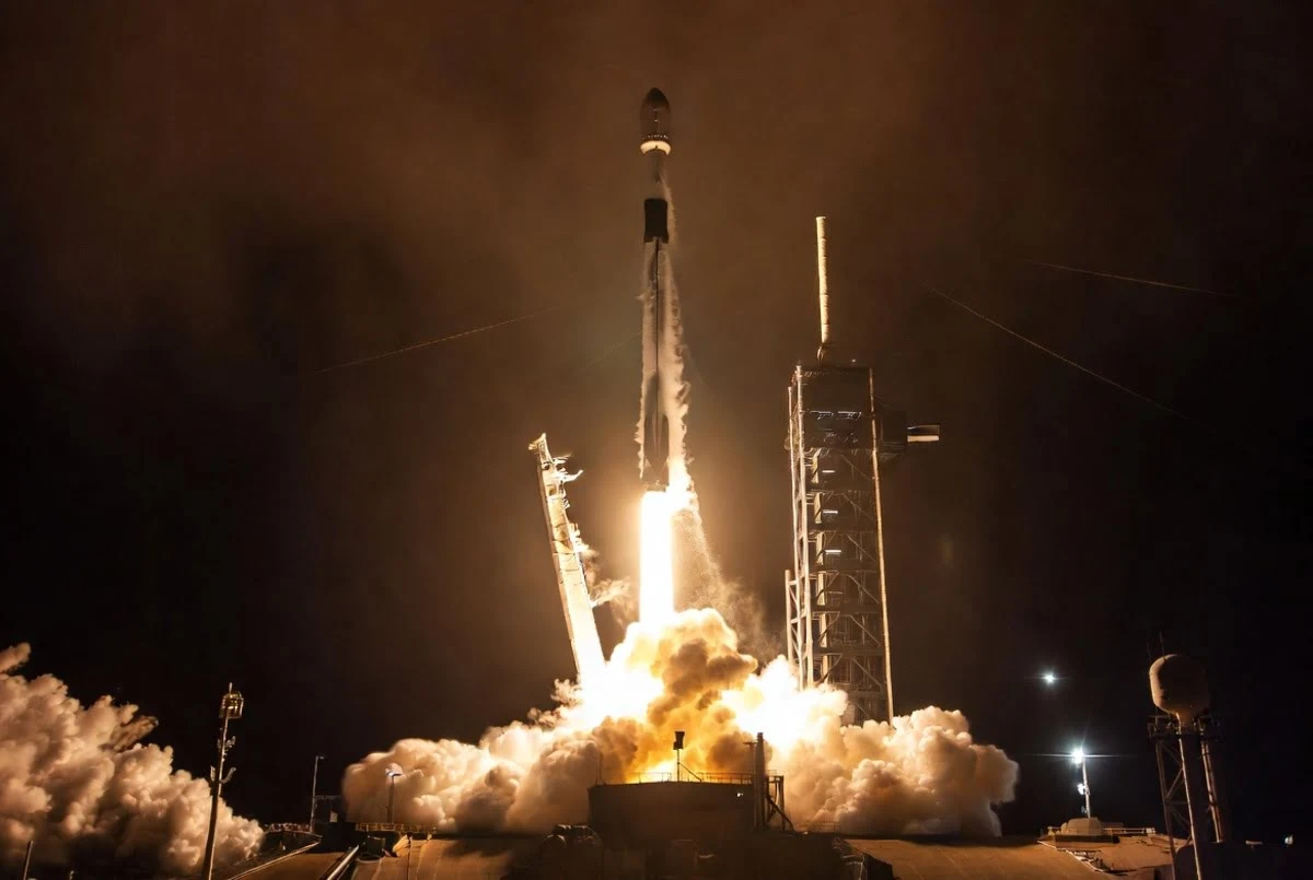 VinSpace firma con SpaceX el primer lanzamiento privado de Vietnam en 2027